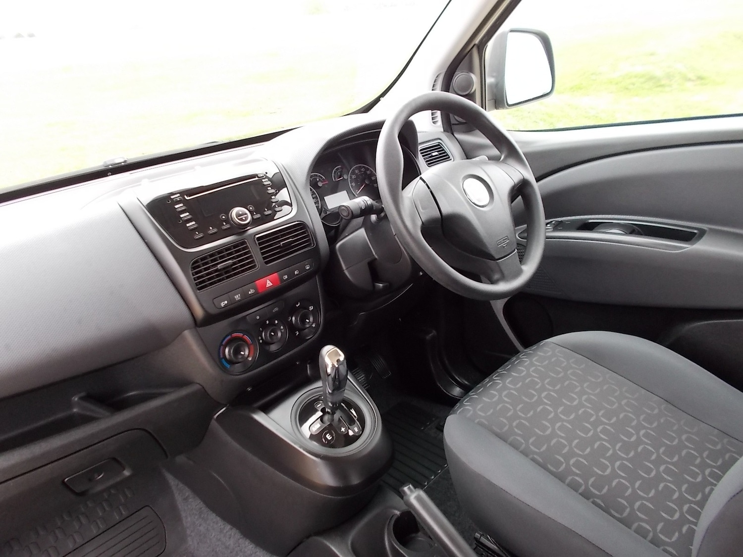 Used Fiat Doblo 2012 for sale - 76092224: Photo 6