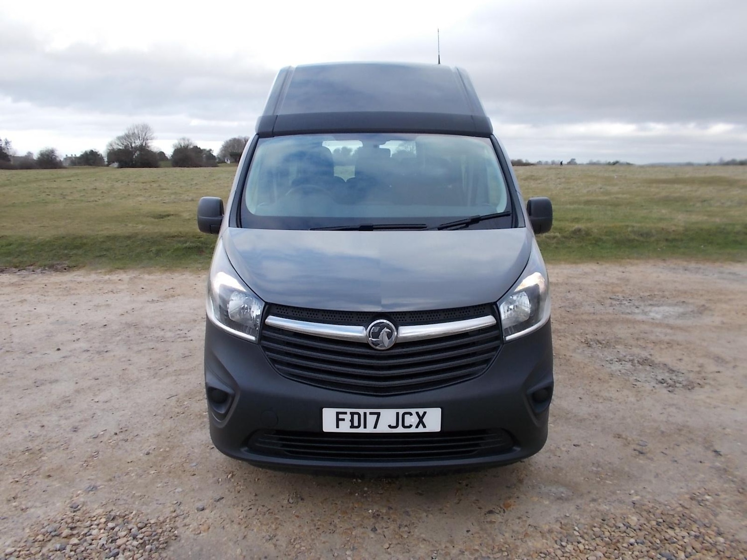 Used Vauxhall Vivaro 2017 for sale - 76063787: Photo 3