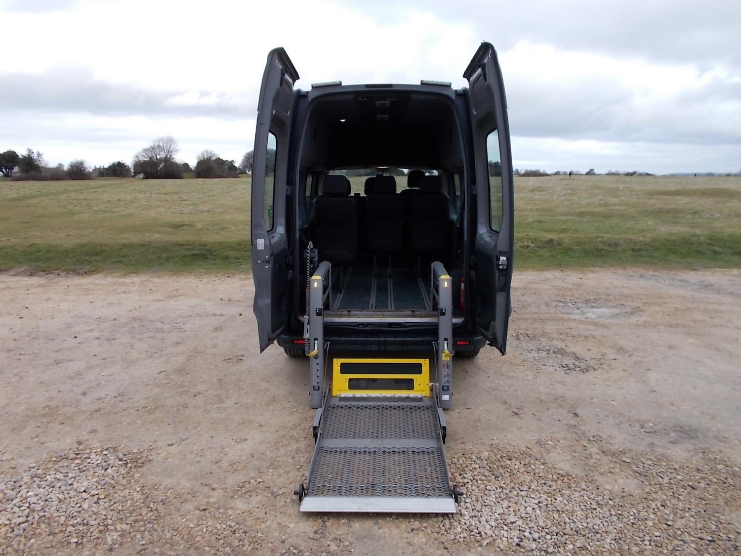 Used Vauxhall Vivaro 2017 for sale - 76063787: Photo 5