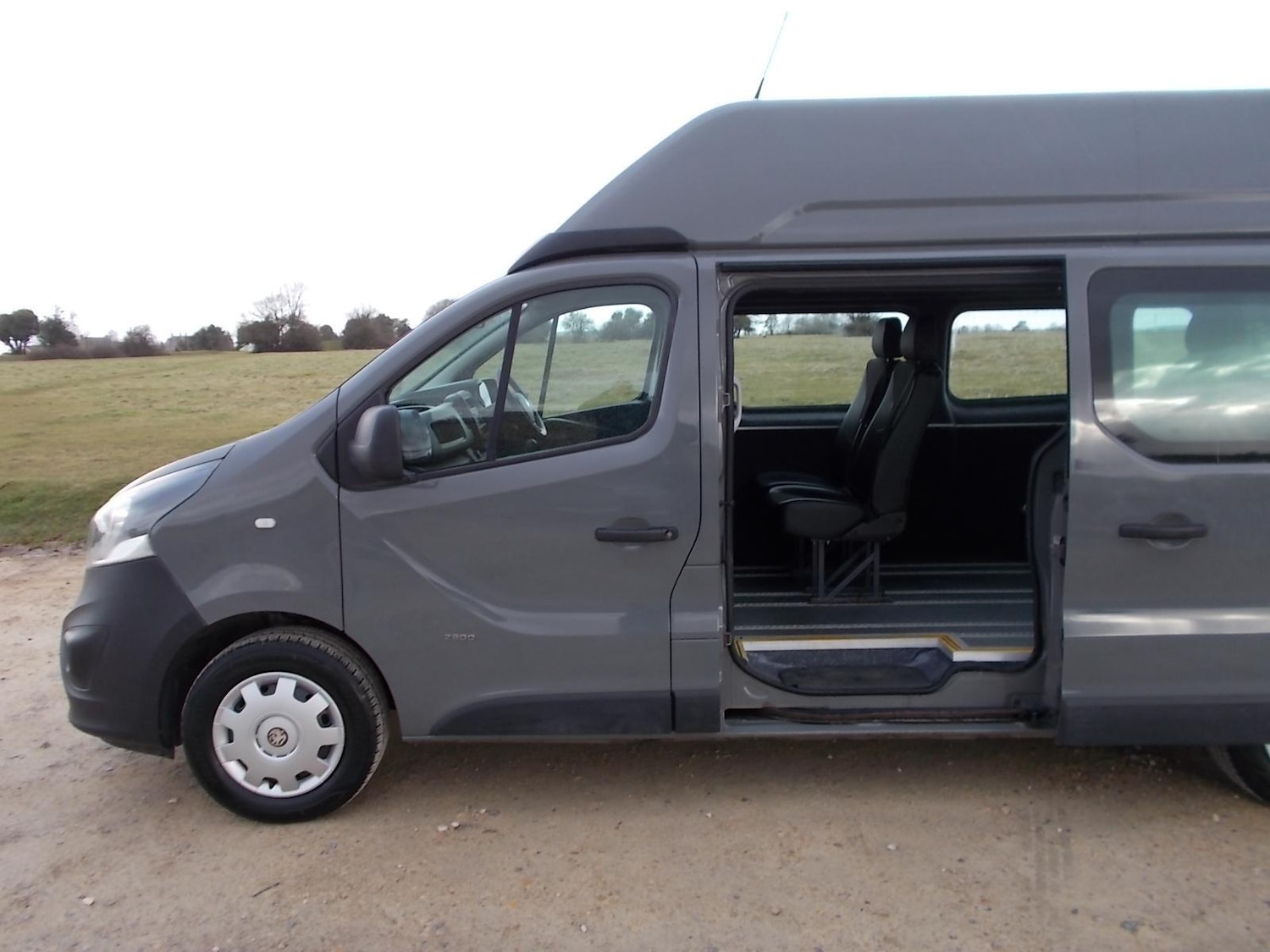 Used Vauxhall Vivaro 2017 for sale - 76063787: Photo 6