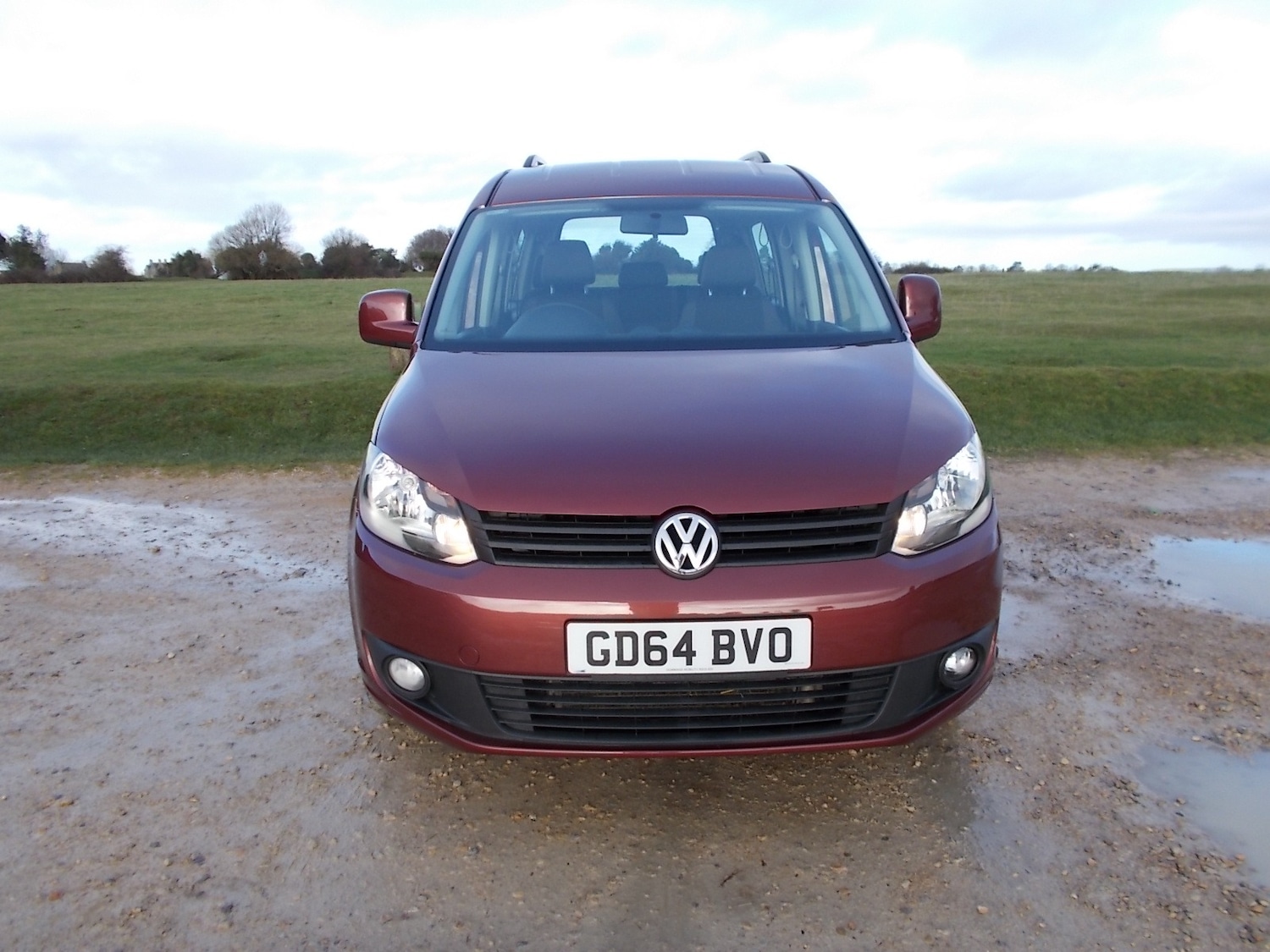 Used Volkswagen Caddy Maxi Life 2015 for sale - 76950785: Photo 2