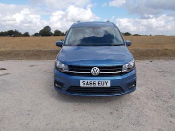 Used Volkswagen Caddy Maxi Life 2016 for sale - 79552345: Photo