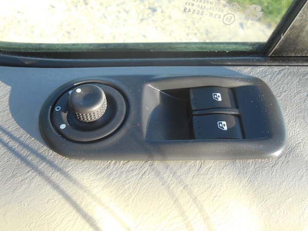Used Vauxhall Vivaro 2014 for sale - 76063770: Photo 10
