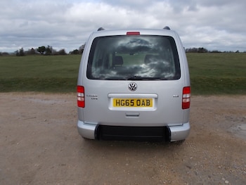 Used Volkswagen Caddy Life 2016 for sale - 77395277: Photo