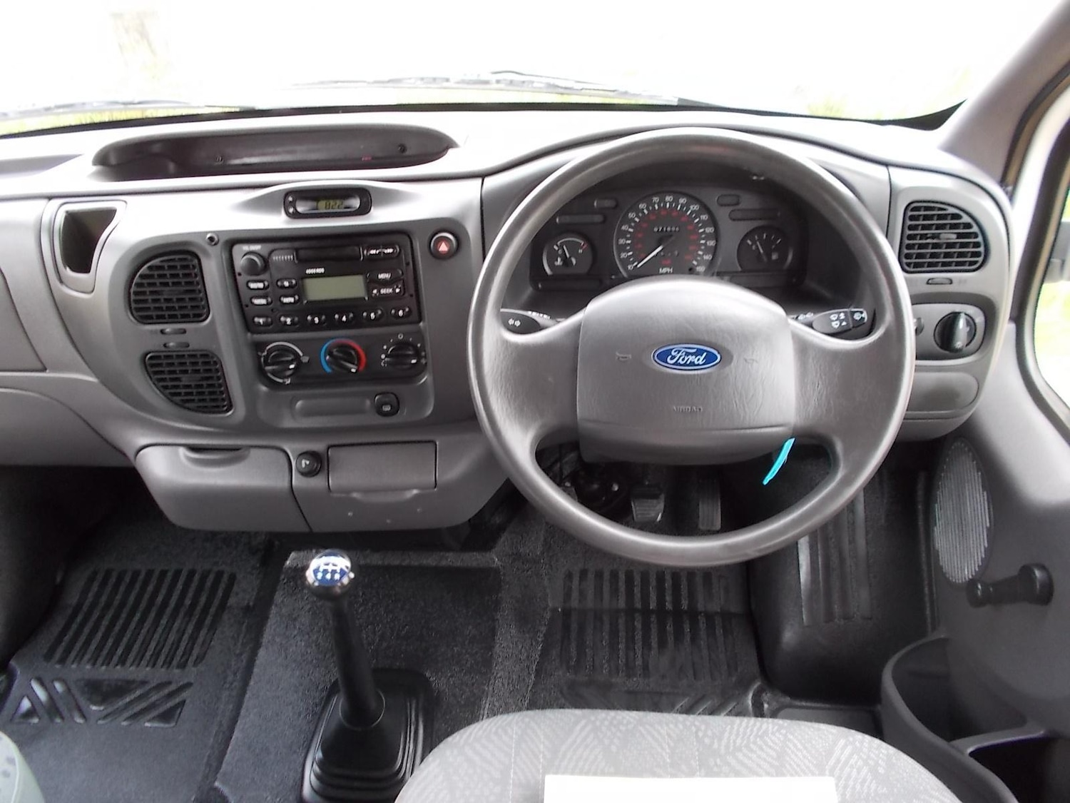 Used Ford Transit 2002 for sale - 76063780: Photo 9