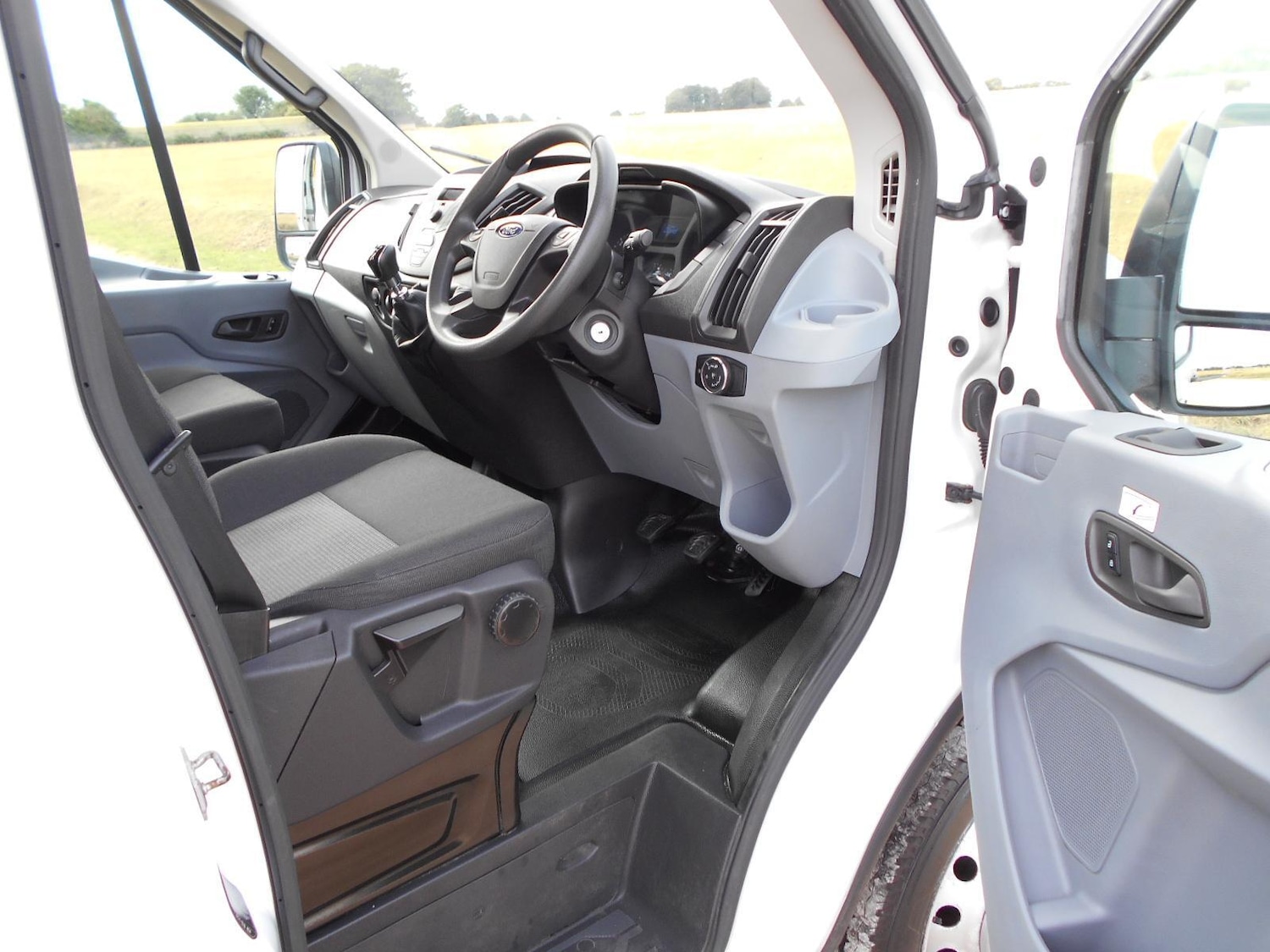 Used Ford Transit 2016 for sale - 76063779: Photo 9