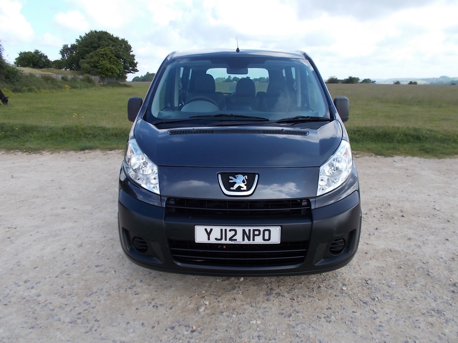 Used Peugeot Expert Tepee 2012 for sale - 77584638: Photo 2