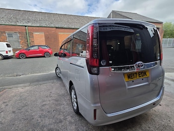 Used Toyota Noah 2017 for sale - 78934810: Photo