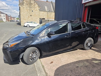 Used Toyota Prius 2021 for sale - 78935353: Photo