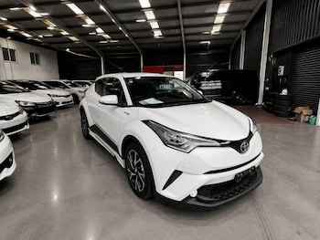 Used Toyota C-HR 2019 for sale - 79324991: Photo