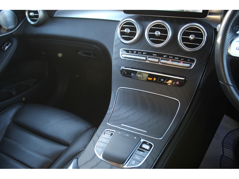 Used Mercedes-Benz GLC 2020 for sale - 76763186: Photo 28