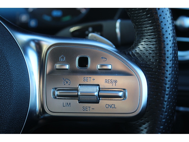 Used Mercedes-Benz GLC 2020 for sale - 76763186: Photo 31