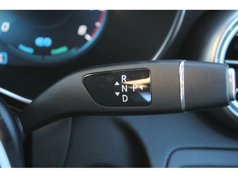 Used Mercedes-Benz GLC 2020 for sale - 76763186: Photo 32