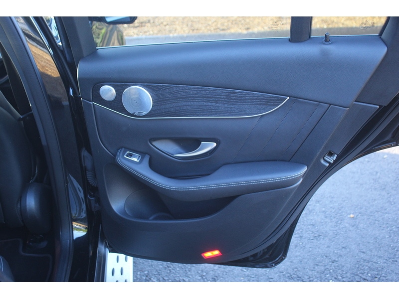 Used Mercedes-Benz GLC 2020 for sale - 76763186: Photo 38