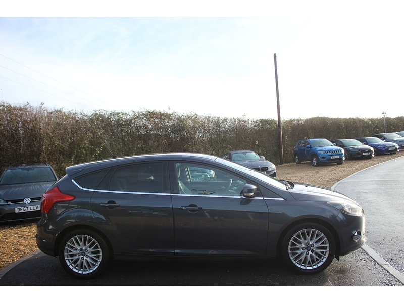 Used Ford Focus 2012 for sale - 76510393: Photo 5