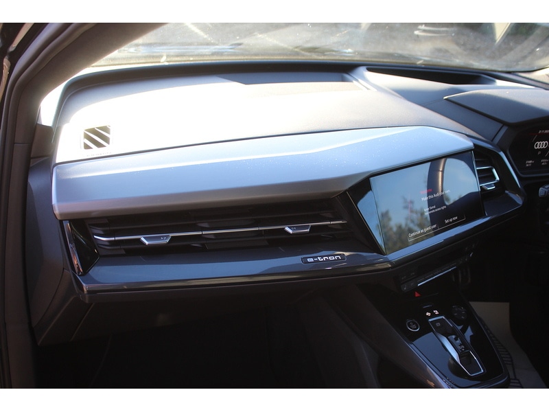 Used Audi Q4 e-tron 2022 for sale - 76542836: Photo 13