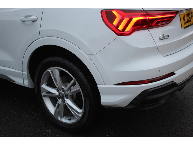 Used Audi Q3 2019 for sale - 77517471: Photo 40