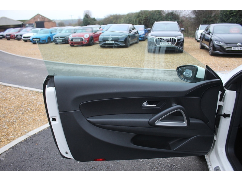 Used Volkswagen Scirocco 2012 for sale - 77027715: Photo 27