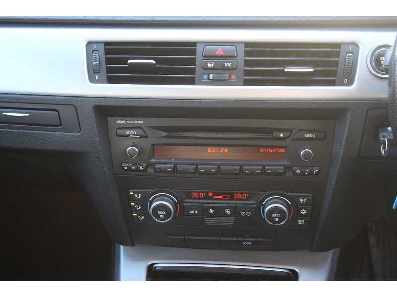 Used BMW 3 Series 2009 for sale - 77328690: Photo 16