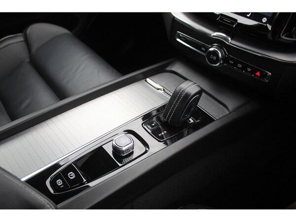 Used Volvo XC60 2022 for sale - 76193944: Photo 27