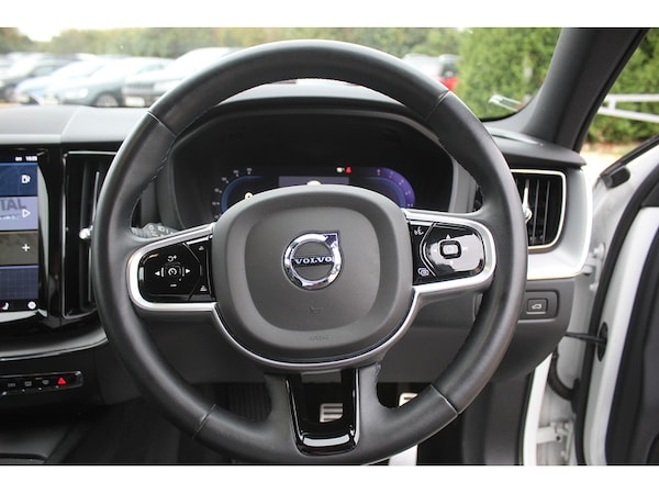 Used Volvo XC60 2022 for sale - 76193944: Photo 28