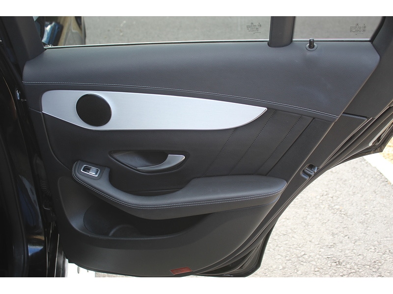 Used Mercedes-Benz GLC 2022 for sale - 76396620: Photo 21