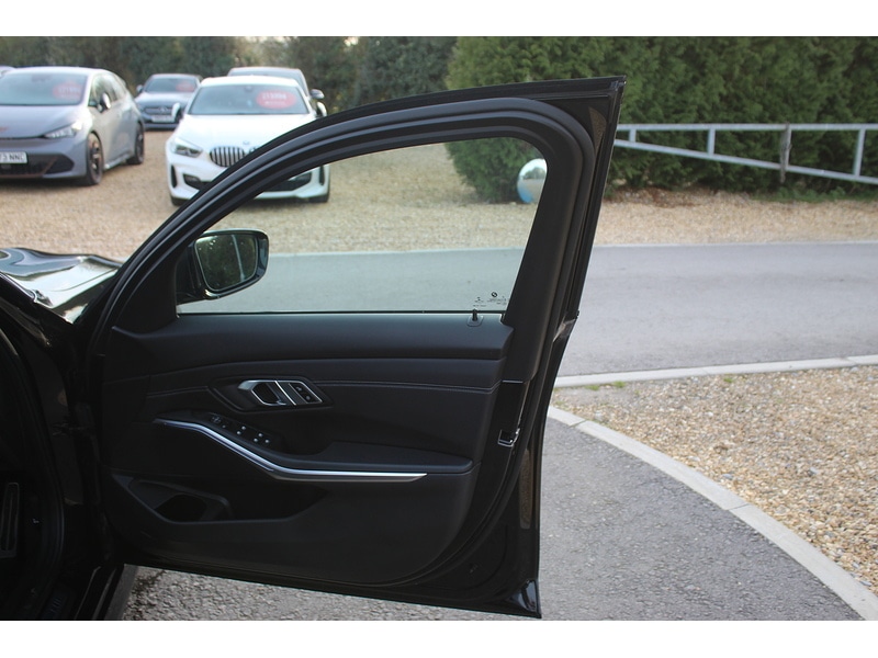 Used BMW 3 Series 2021 for sale - 77968029: Photo 40