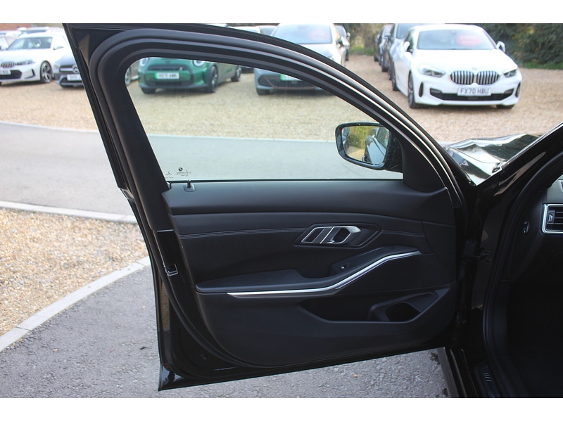 Used BMW 3 Series 2021 for sale - 77968029: Photo 41