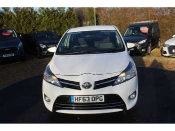 Used Toyota Verso 2013 for sale - 75054812: Photo