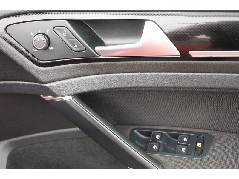 Used Volkswagen Golf 2016 for sale - 78004010: Photo 30