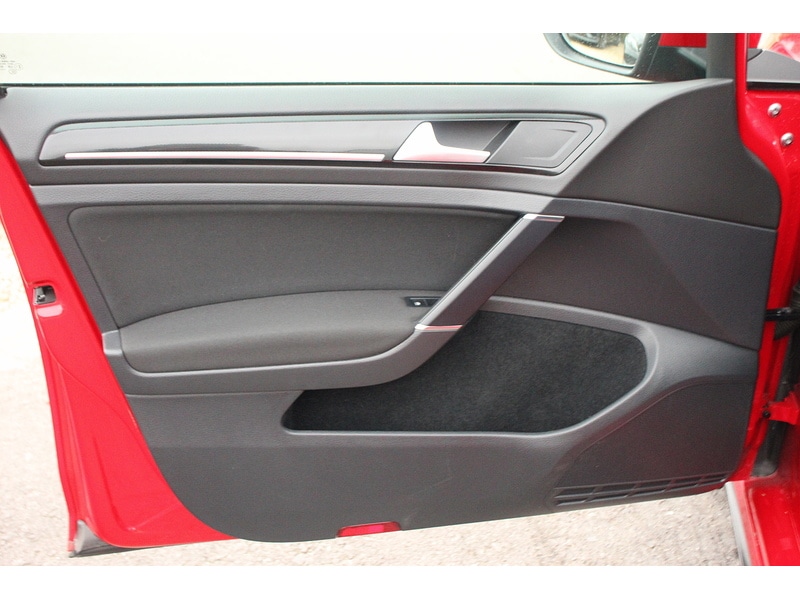 Used Volkswagen Golf 2016 for sale - 78004010: Photo 32