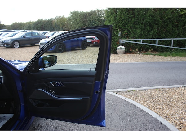 Used BMW 3 Series 2020 for sale - 76182011: Photo 31