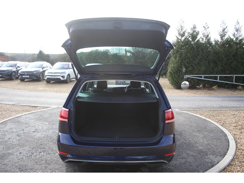 Used Volkswagen Golf 2019 for sale - 77477874: Photo 36