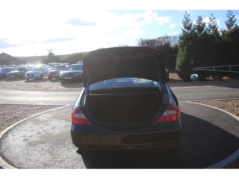 Used Mercedes-Benz CLS 2005 for sale - 76670705: Photo 18