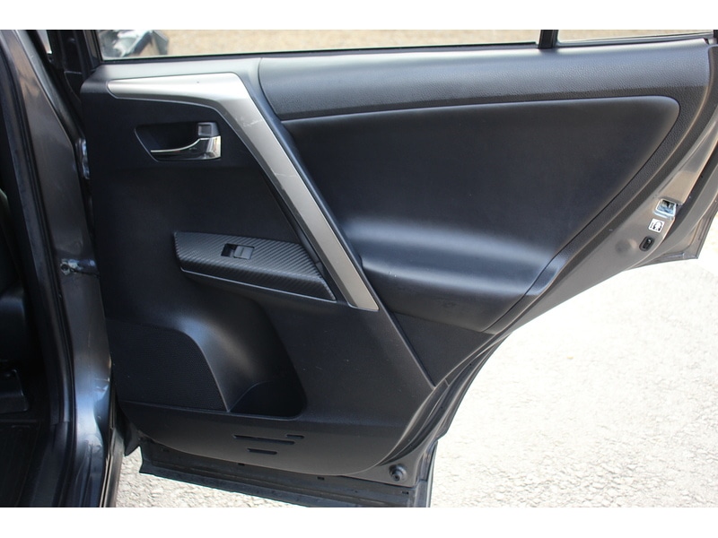 Used Toyota RAV4 2015 for sale - 78054259: Photo 33
