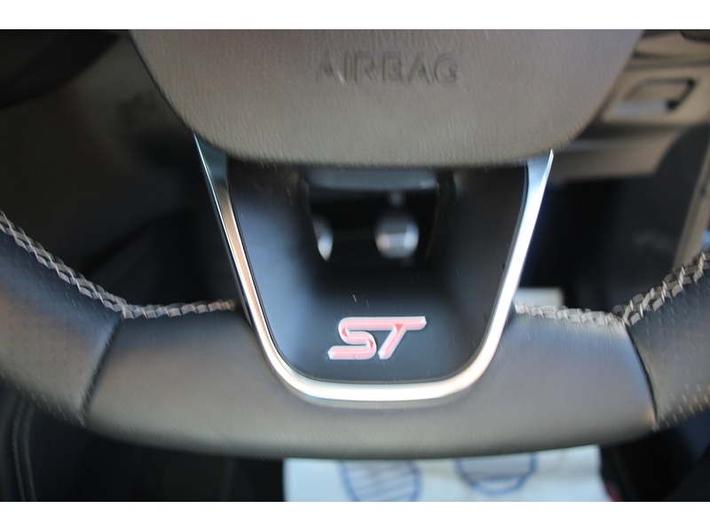 Used Ford Focus 2020 for sale - 78078869: Photo 35