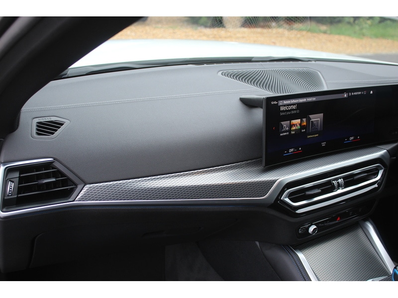 Used BMW i4 2022 for sale - 76454869: Photo 14