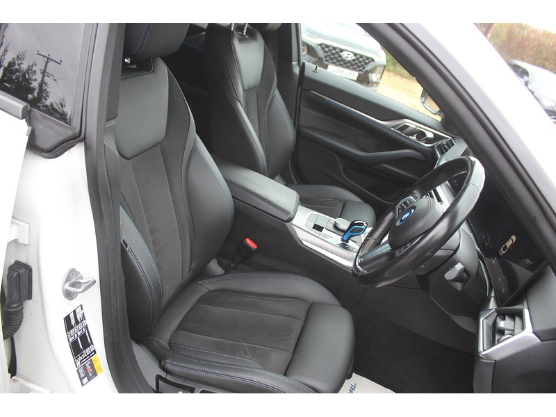 Used BMW i4 2022 for sale - 76454869: Photo 15