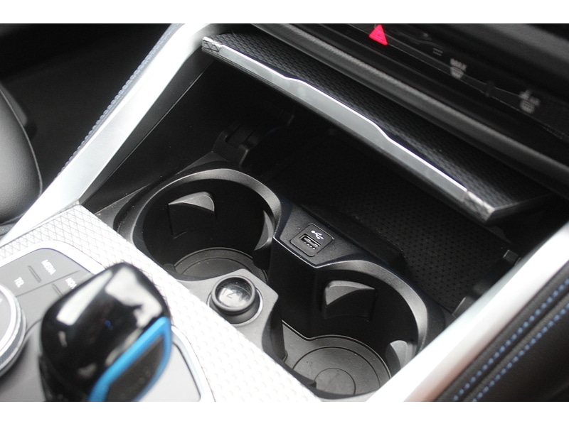 Used BMW i4 2022 for sale - 76454869: Photo 23