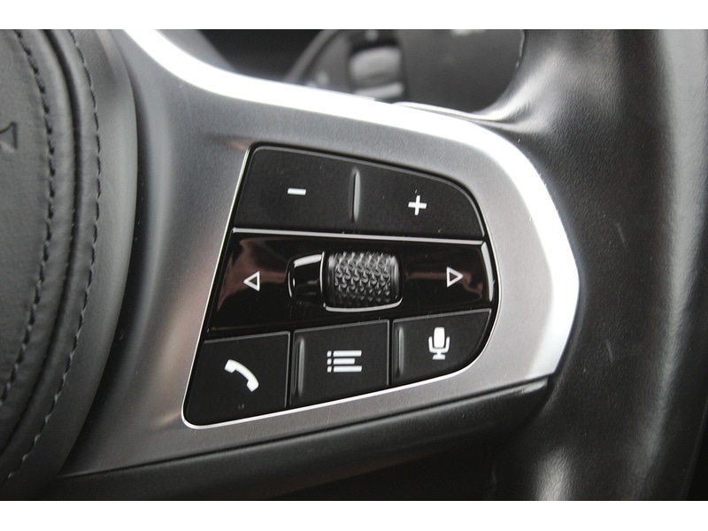 Used BMW i4 2022 for sale - 76454869: Photo 27