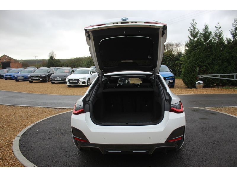 Used BMW i4 2022 for sale - 76454869: Photo 35