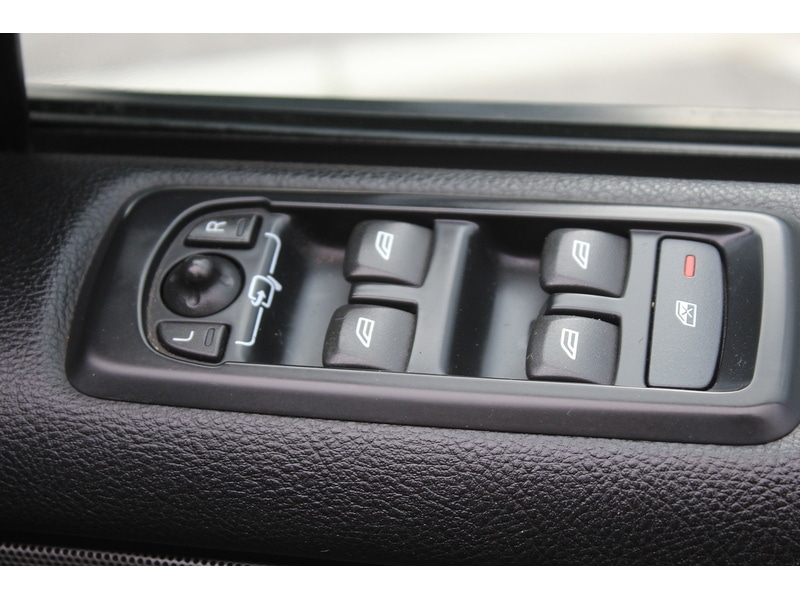 Used Land Rover Discovery 4 2016 for sale - 76081374: Photo 23