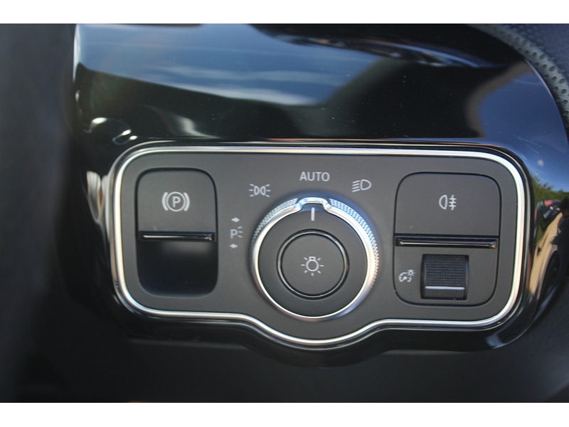 Used Mercedes-Benz A-Class 2019 for sale - 76383164: Photo 29