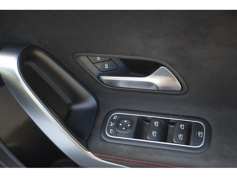 Used Mercedes-Benz A-Class 2019 for sale - 76383164: Photo 30