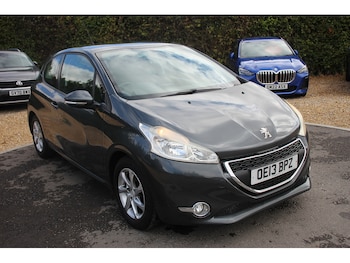 Used Peugeot 208 2013 for sale - 79503172: Photo