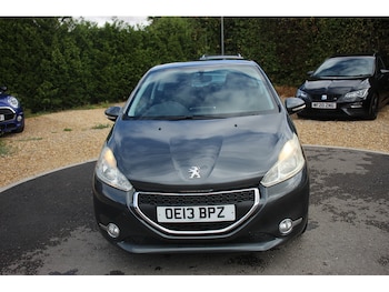 Used Peugeot 208 2013 for sale - 79503172: Photo