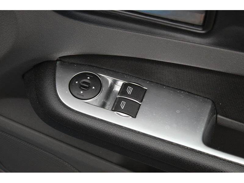 Used Ford Focus 2010 for sale - 76320059: Photo 21