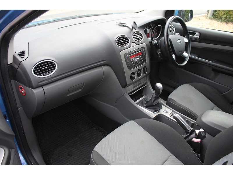 Used Ford Focus 2010 for sale - 76320059: Photo 28