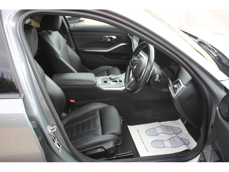 Used BMW 3 Series 2023 for sale - 76185815: Photo 14