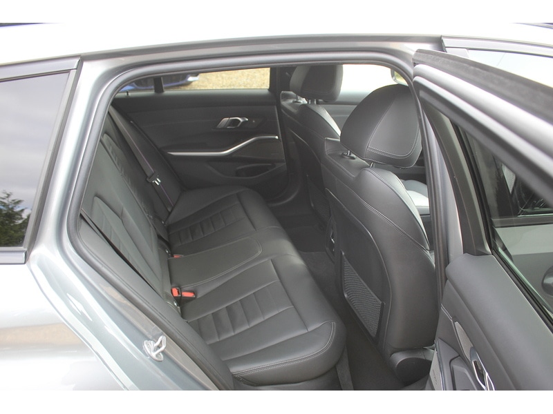 Used BMW 3 Series 2023 for sale - 76185815: Photo 15